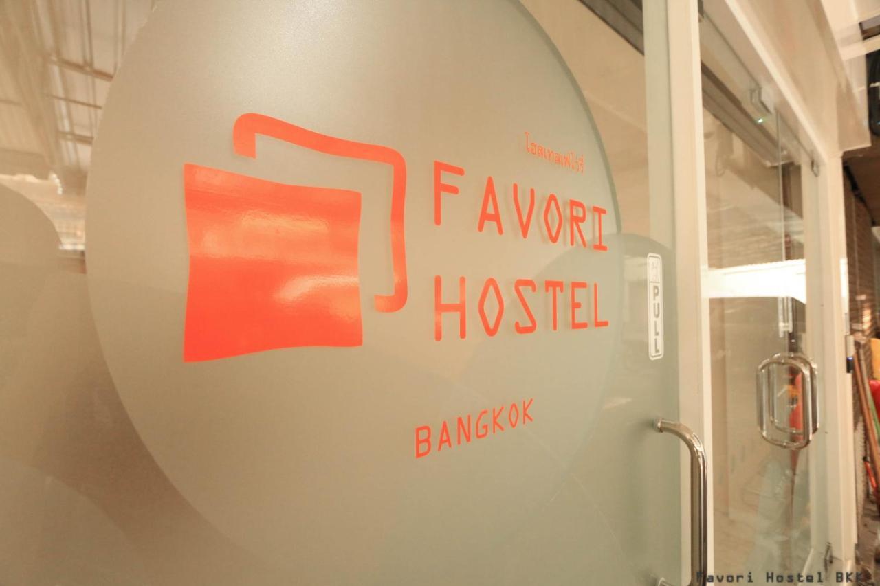 Favori Hostel Bangkok Surawong Exteriér fotografie