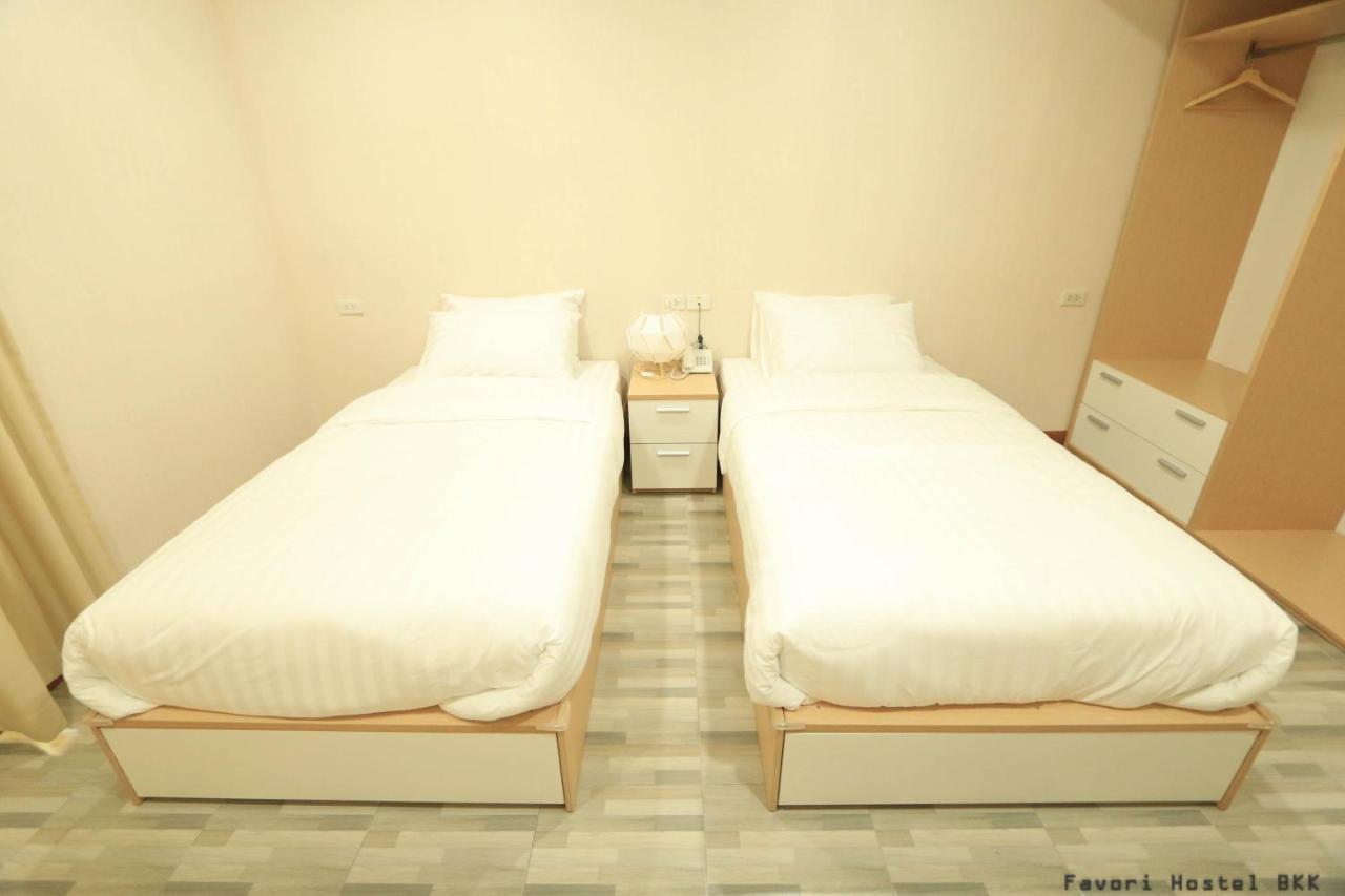 Favori Hostel Bangkok Surawong Exteriér fotografie