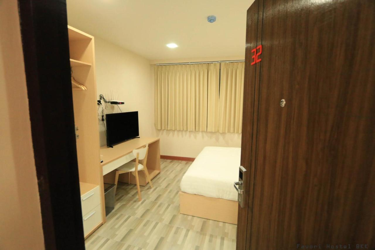 Favori Hostel Bangkok Surawong Exteriér fotografie