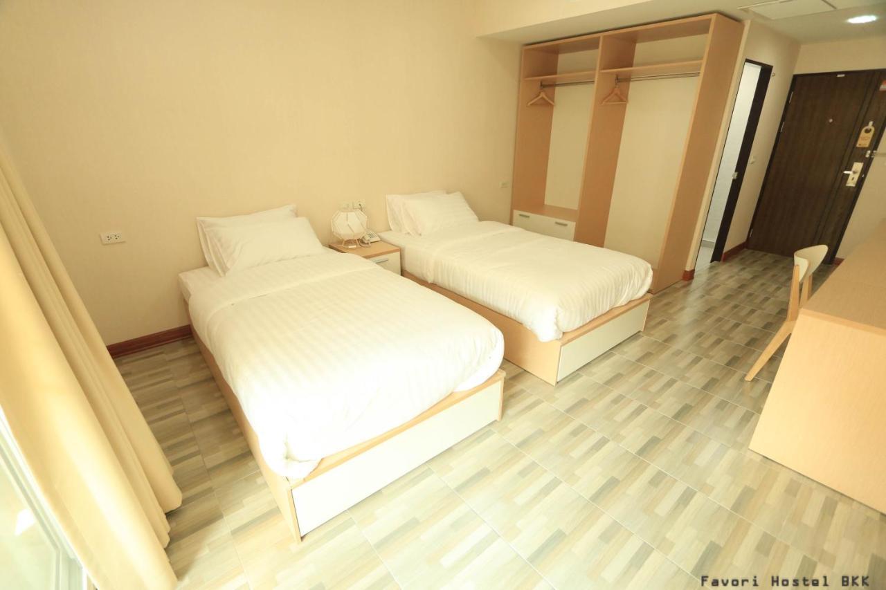 Favori Hostel Bangkok Surawong Exteriér fotografie