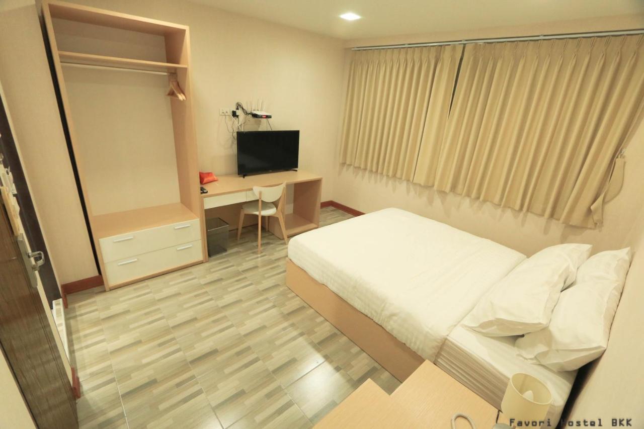 Favori Hostel Bangkok Surawong Exteriér fotografie